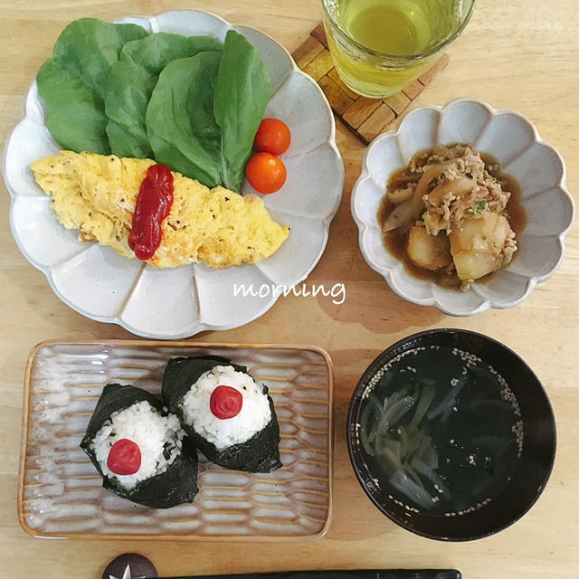 遅めの朝ごはん/この雪災害れべるなんじゃ？！