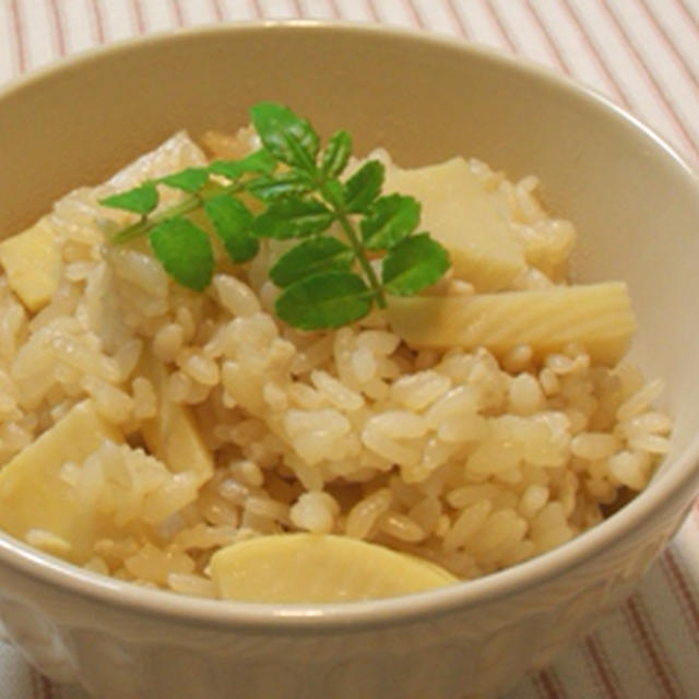 春のお楽しみ♪筍ごはんで夕ご飯★