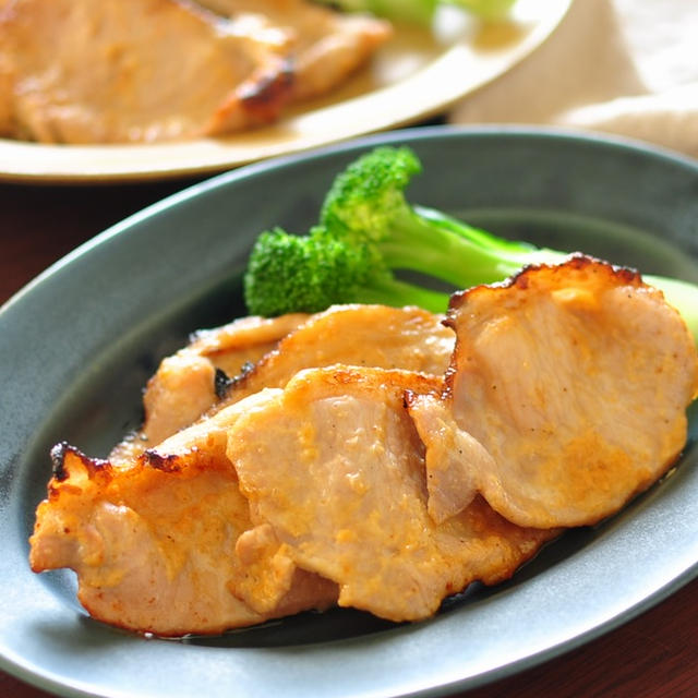 食べているとは表立って人に言えない料理とは？