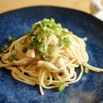 しめじとたまねぎのクリームパスタ☆