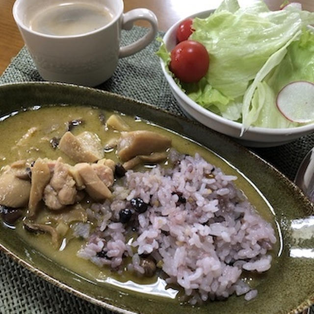 レトルトなのに本格的なグリーンカレーだった!これはリピ決定（笑）