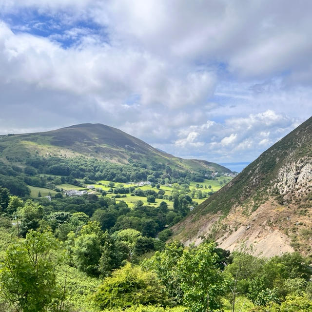 イギリスで山登り【ヨークシャーデイルズ】