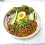 ＊牛肉と豆苗の麻辣咖喱＊