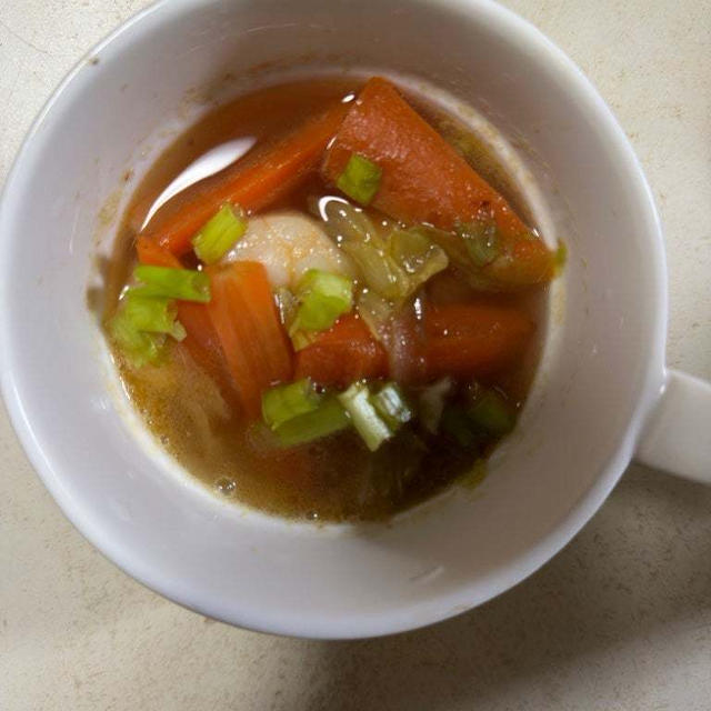 今日の朝活！エビと春野菜の中華スープ♪