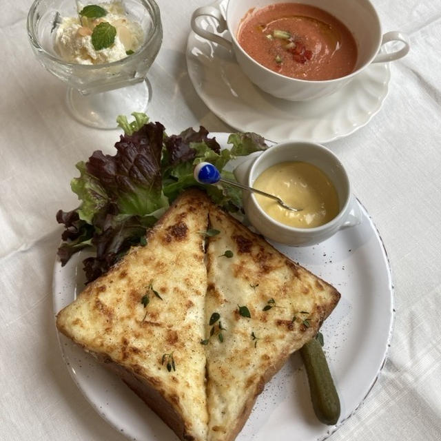 Un cours de la cuisine de mai