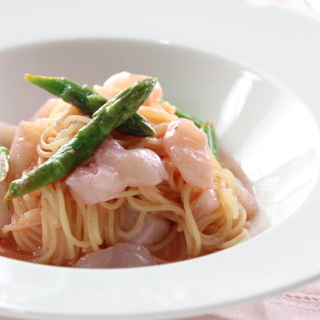           *イチゴとホタテ貝の冷製パスタ*      