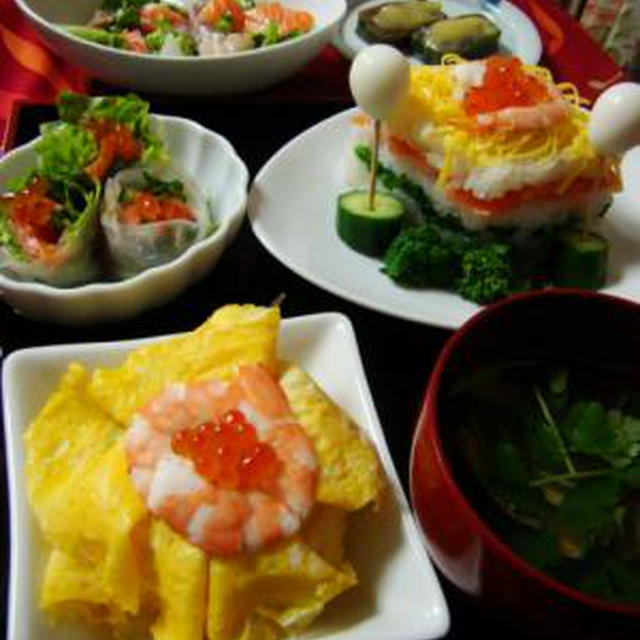 ◆ひな祭りの献立*★◆お寿司２種、菜の花とベーコンの春キッシュ、スモークサーモンといくらの生春巻き他。
