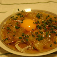 だし×オイルで、新たまねぎと鯛の中華サラダ