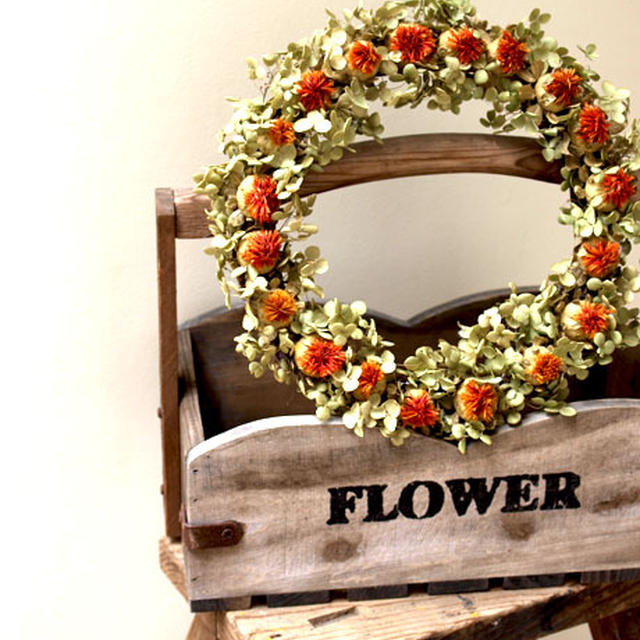 今さらですが・・・。紅花＆アナベルリース作りました！！