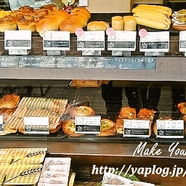 Bakery＆Table 箱根の焼きたてパンと春の芦ノ湖の景色を楽しむ☆&ポチ報告２