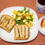 松風焼きサンドイッチと、伊達巻クルトンと出汁昆布ドレッシング・サラダ