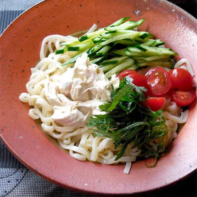 ささみマヨとめんつゆのピリコクサラダうどん☆「追いがつおつゆ」で