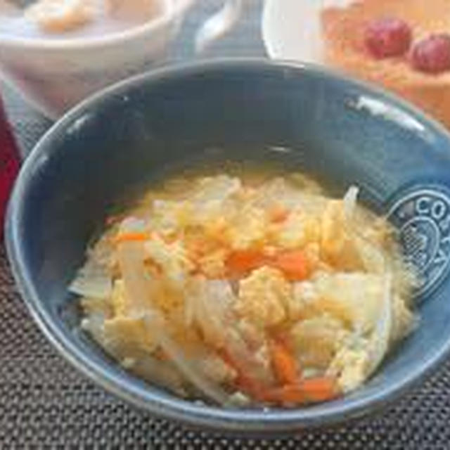 朝ごはんに白菜の卵ふわふわスープ