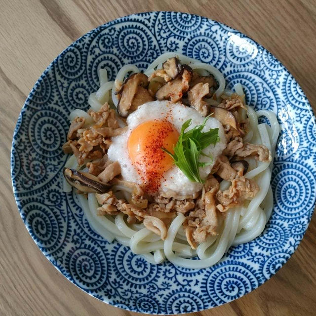 便利な冷凍うどん。