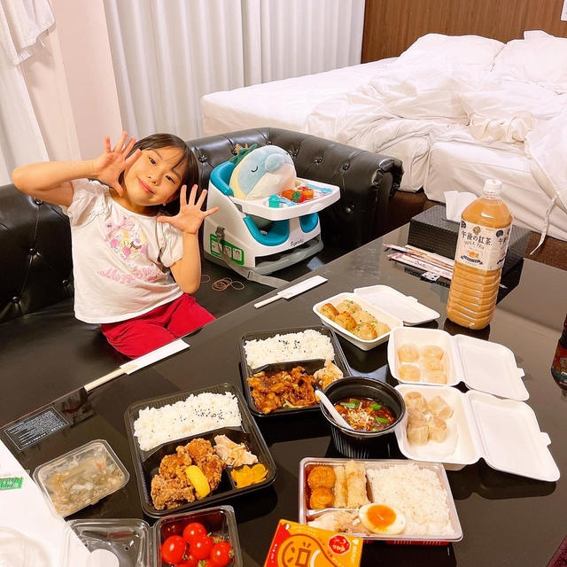 夜ご飯は台湾料理をテイクアウトしました〜！！