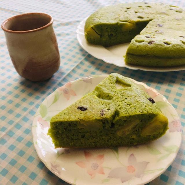 パイン入りグリーンパンケーキ⭐︎
