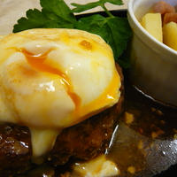 絶品の甘さ!!心地よい甘さ!!煮込みハンバーグ