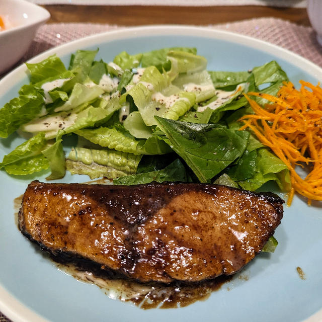 鰤のバルサミコ酢照り焼き