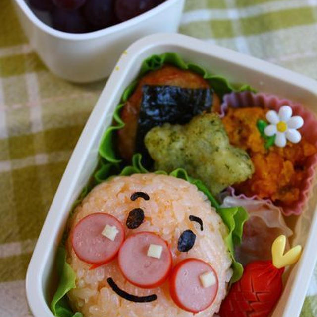キャラ弁**アンパンマン