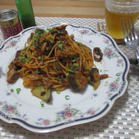 お手軽！ワンポットで♡鯖と水茄子のトマト味噌パスタ
