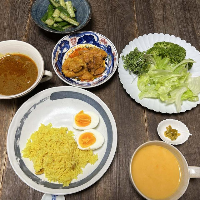 エリックサウスラムカレー・バスマティターメリックライス・茹卵・タンドリーチキン胡瓜漬・ブロッコリ