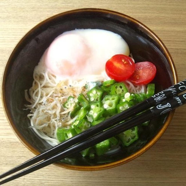 オクラ＆ちりめんじゃこの、ぶっかけ素麺