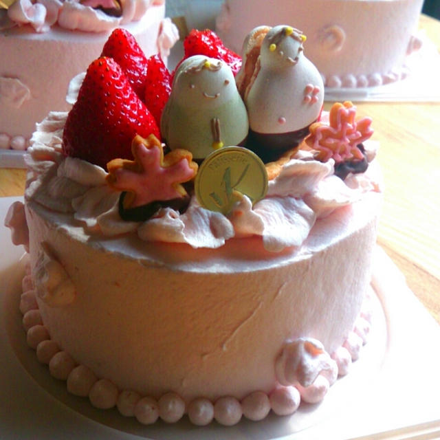 花びら舞う雛ケーキと明日のお店♪