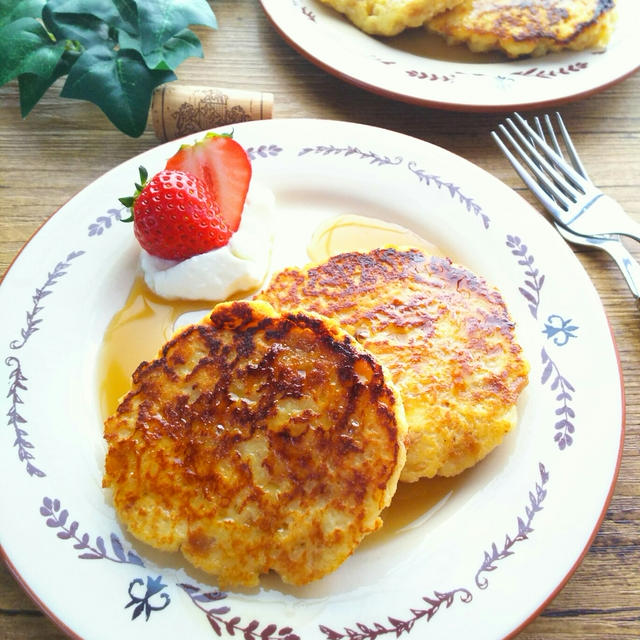 余ったパン粉で作れる☆ふんわりパンケーキ