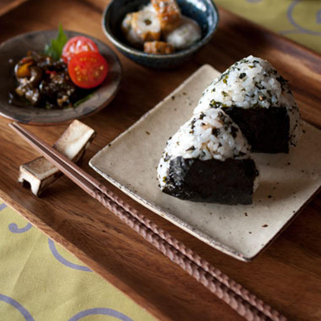 わかめ握りと胡瓜の佃煮