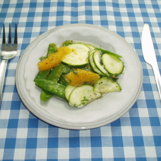ズッキーニ、サヤエンドウとオレンジのサラダ【Courgette, Sugar Snap Peas and Orange Salad】