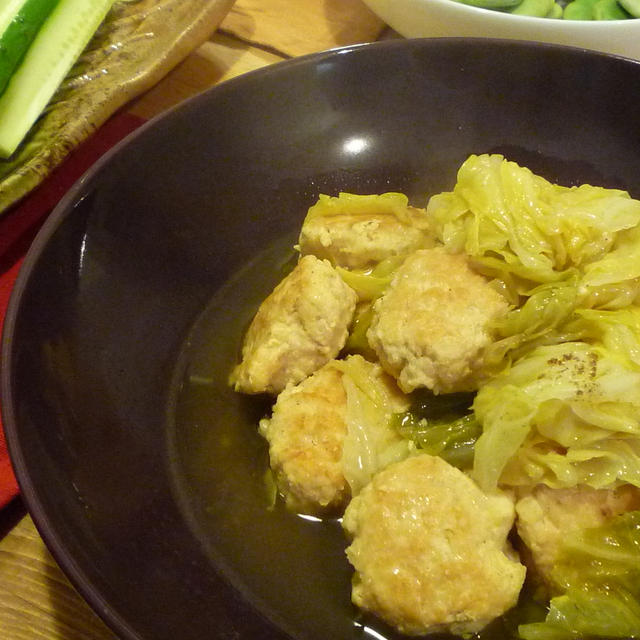 ふわふわ鶏団子のスープ煮