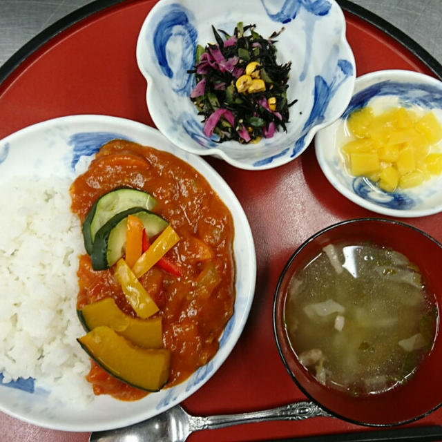 ビビットカラーで介護食　