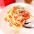 新タマネギと赤ピーマンのトマトソースパスタ