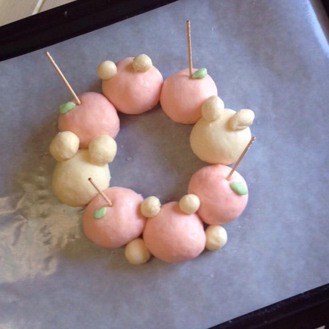 壁掛けインテリアの色ぬり。可愛いちぎりパン作り(o^^o)