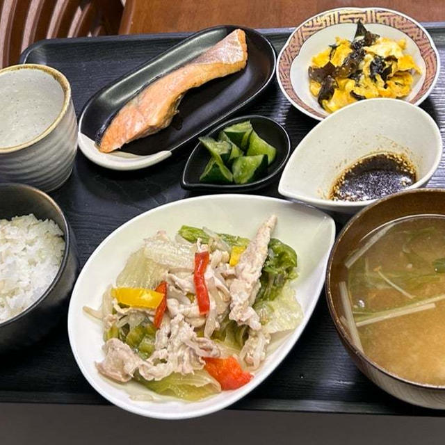 5.23【お家ごはん・夜】焼魚・タジン鍋蒸し肉野菜・木耳卵炒め❣️ﾃﾞｽ。給料日＼(^^)／