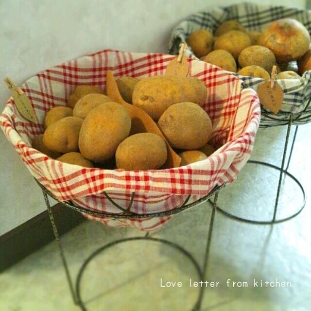 キッチンまわり収納作ってました。