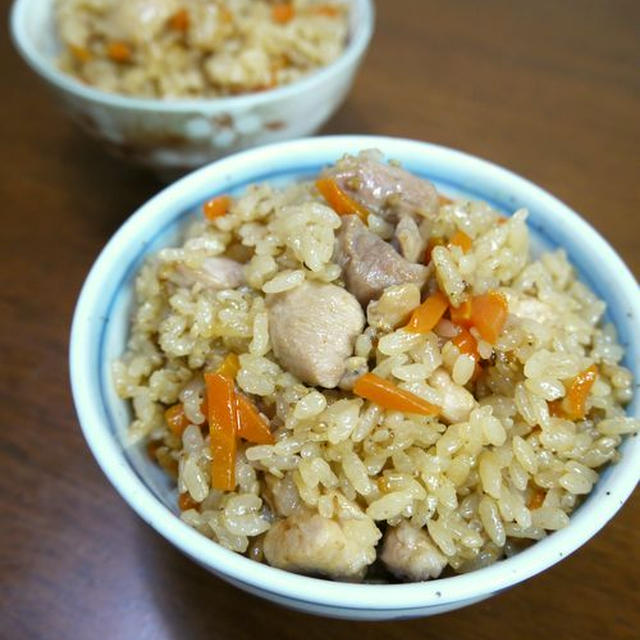 【簡単＆節約レシピ】鶏肉の炊き込みご飯♪