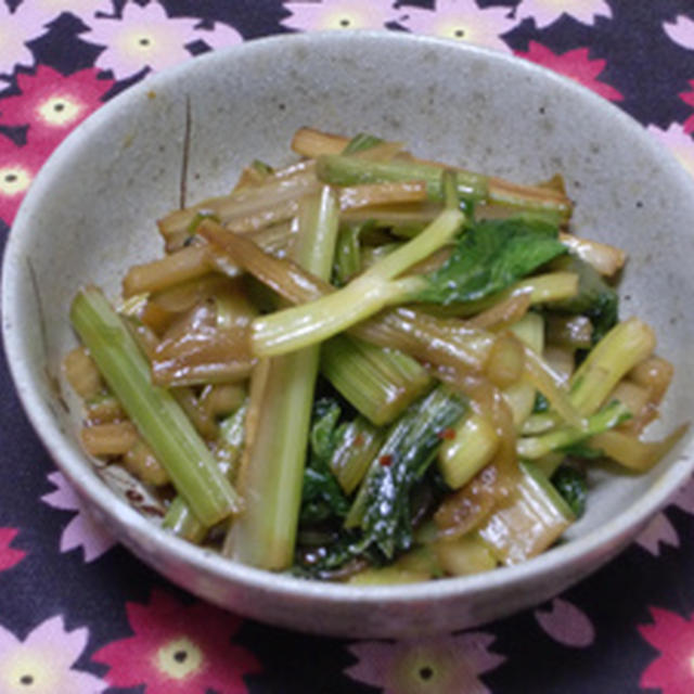 大雨　　セロリのきんぴら　しょっつる風味