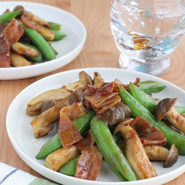 【#ヘルシーレシピ】焼肉のたれで！スナップエンドウとしめじのカレー炒め