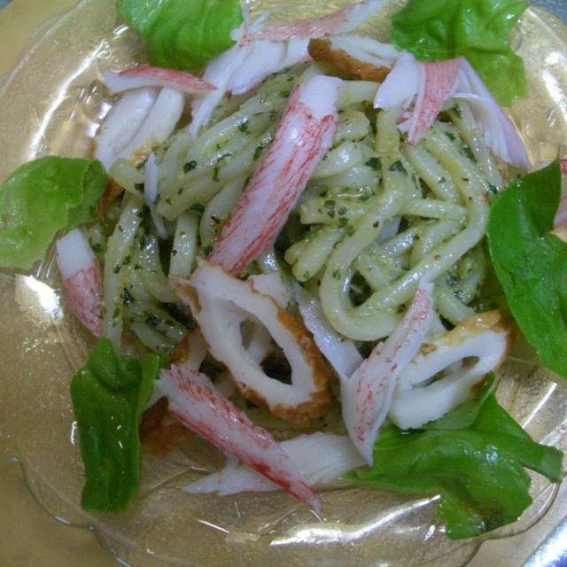 昨日のお昼はバジルうどん？？