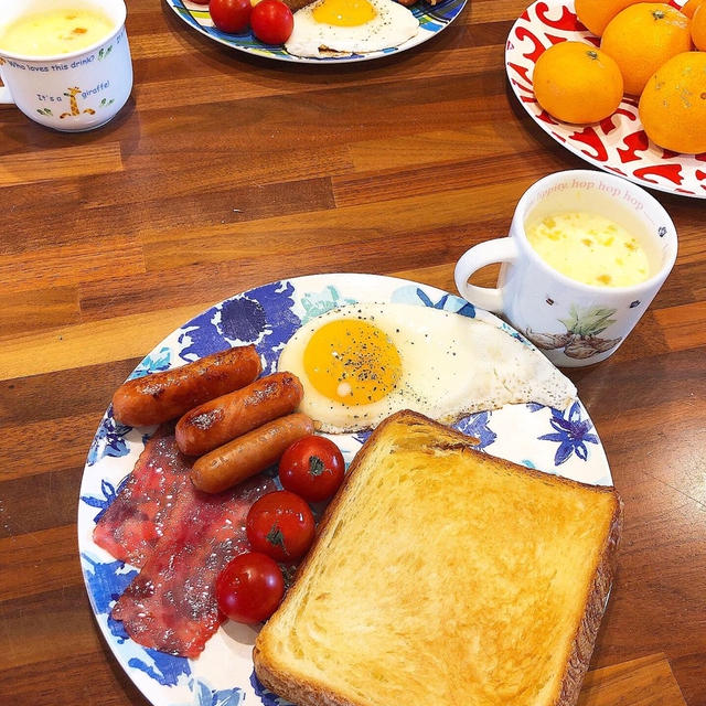 目玉焼きトーストには何をかけますか？