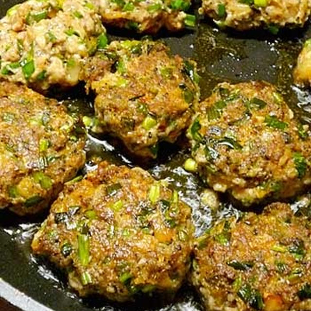 寿油で韮キムチ豆腐バーグ