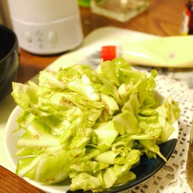 「パリパリ塩キャベツ」とか
