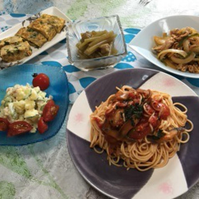 長女とチビ達と一緒にお昼ご飯