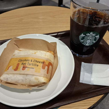 夜スタバ♪ワイズテーブルもう渡さないと誓うw京急の切符