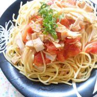 トマトとハムの♪和風パスタで！バランスばっちり♪お昼ごはん★