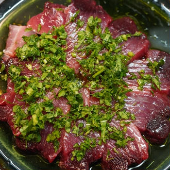 初鰹のシンプルなカルパッチョ