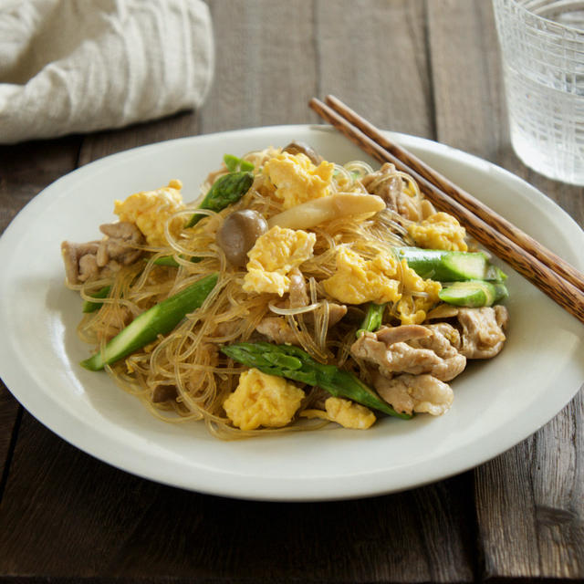 豚肉とふんわり卵の春雨炒め＊子どもと食べる春野菜レシピ