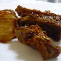 レシピ・ミオク特製ヤンニョムでいただく骨付き豚カルビと白菜キムチのチム
