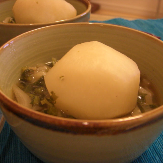カブの丸ごと煮